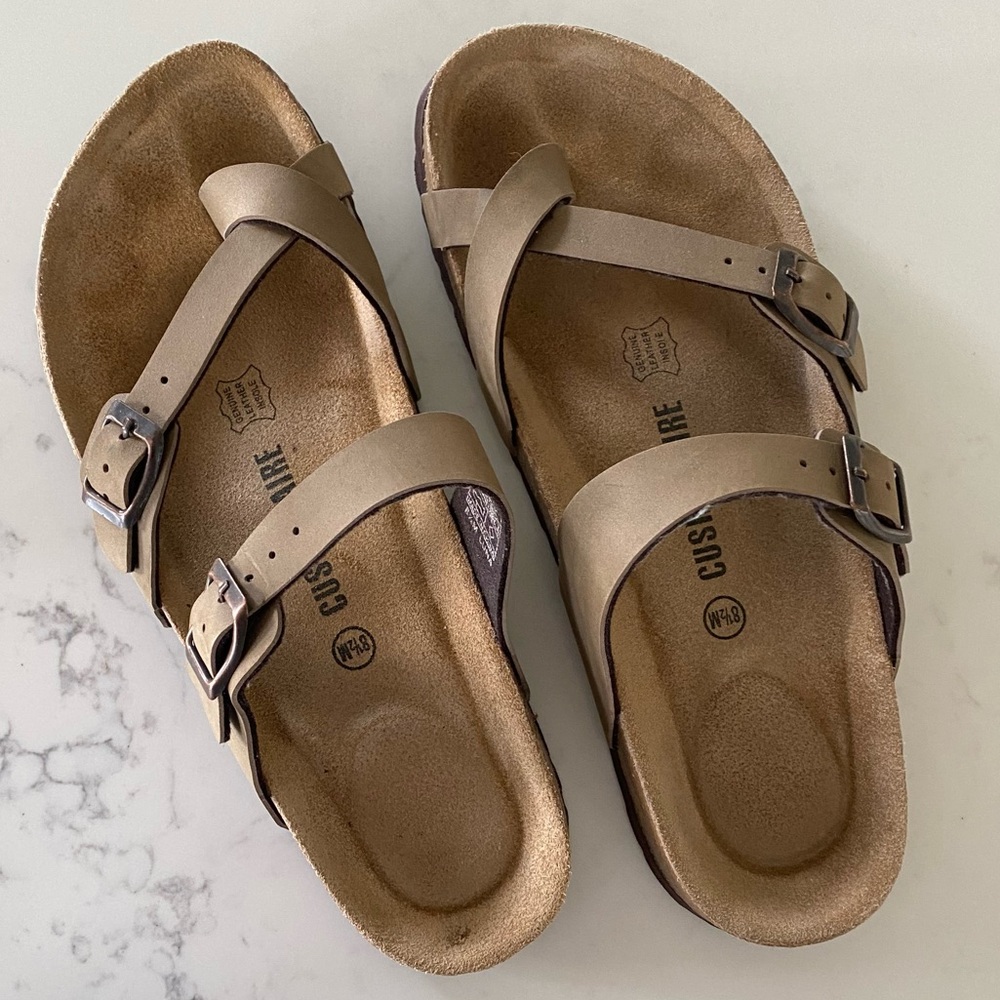 Cushionaire sandals